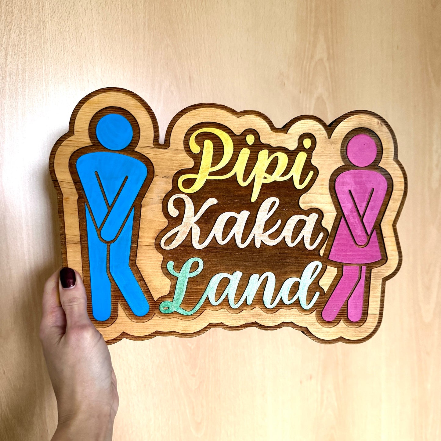 Türschild "Pipi-Kaka-Land" aus Holz gelasert und handbemalt
