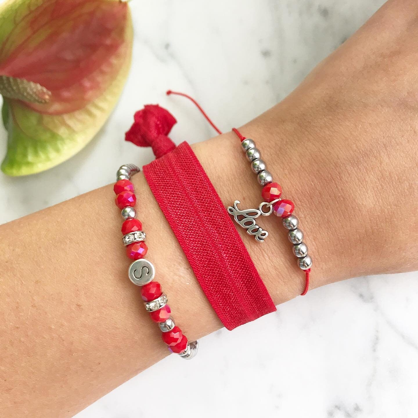 Personalisiertes Armband "Red Letter"