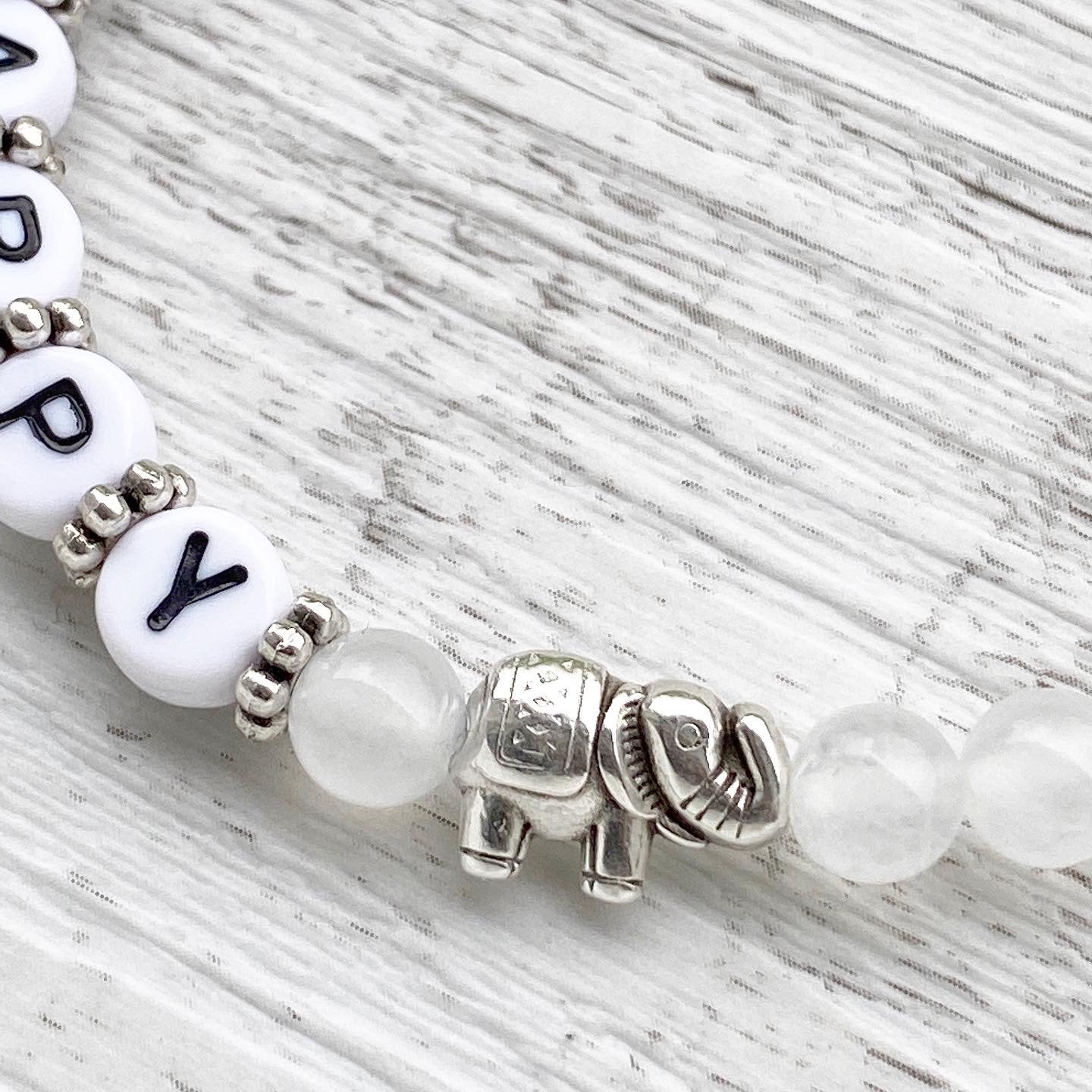Personalisiertes Armband "Jade Elefant" aus Edelsteinen