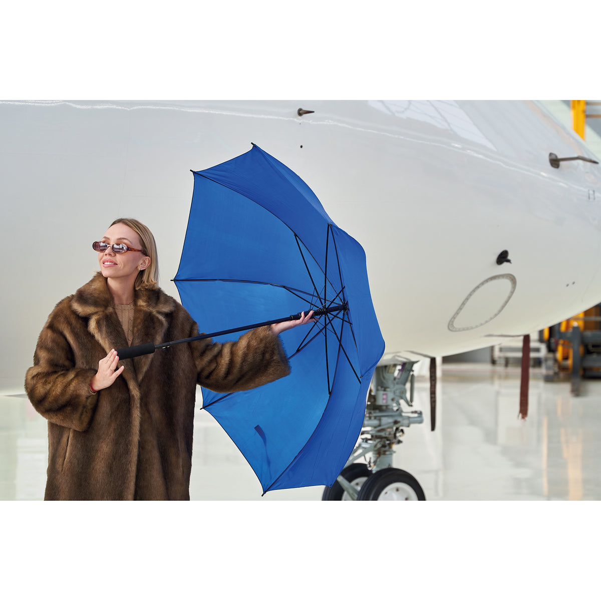 Großer Regenschirm aus Polyester ADA