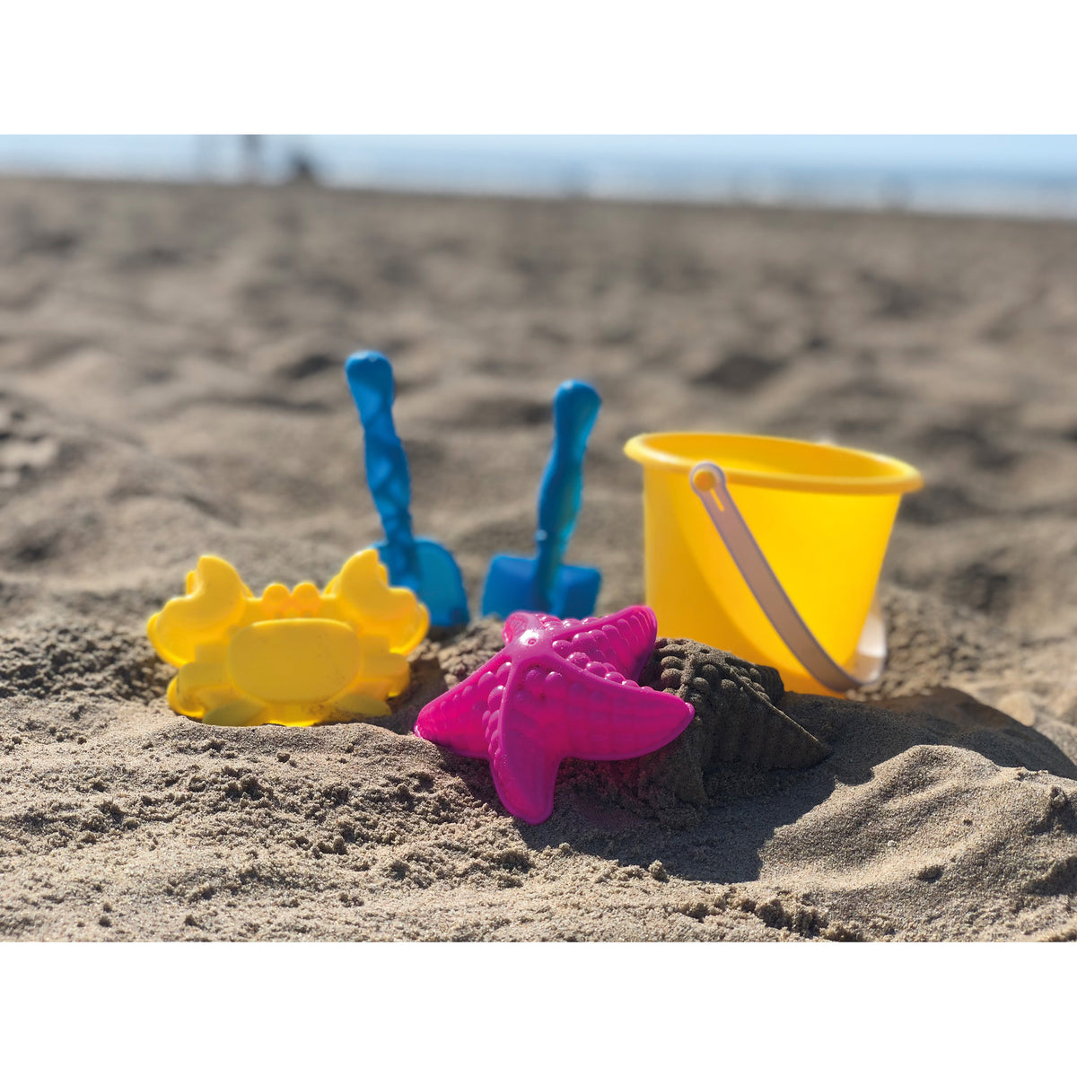 Strandspielzeug aus Kunststoff CINZIA
