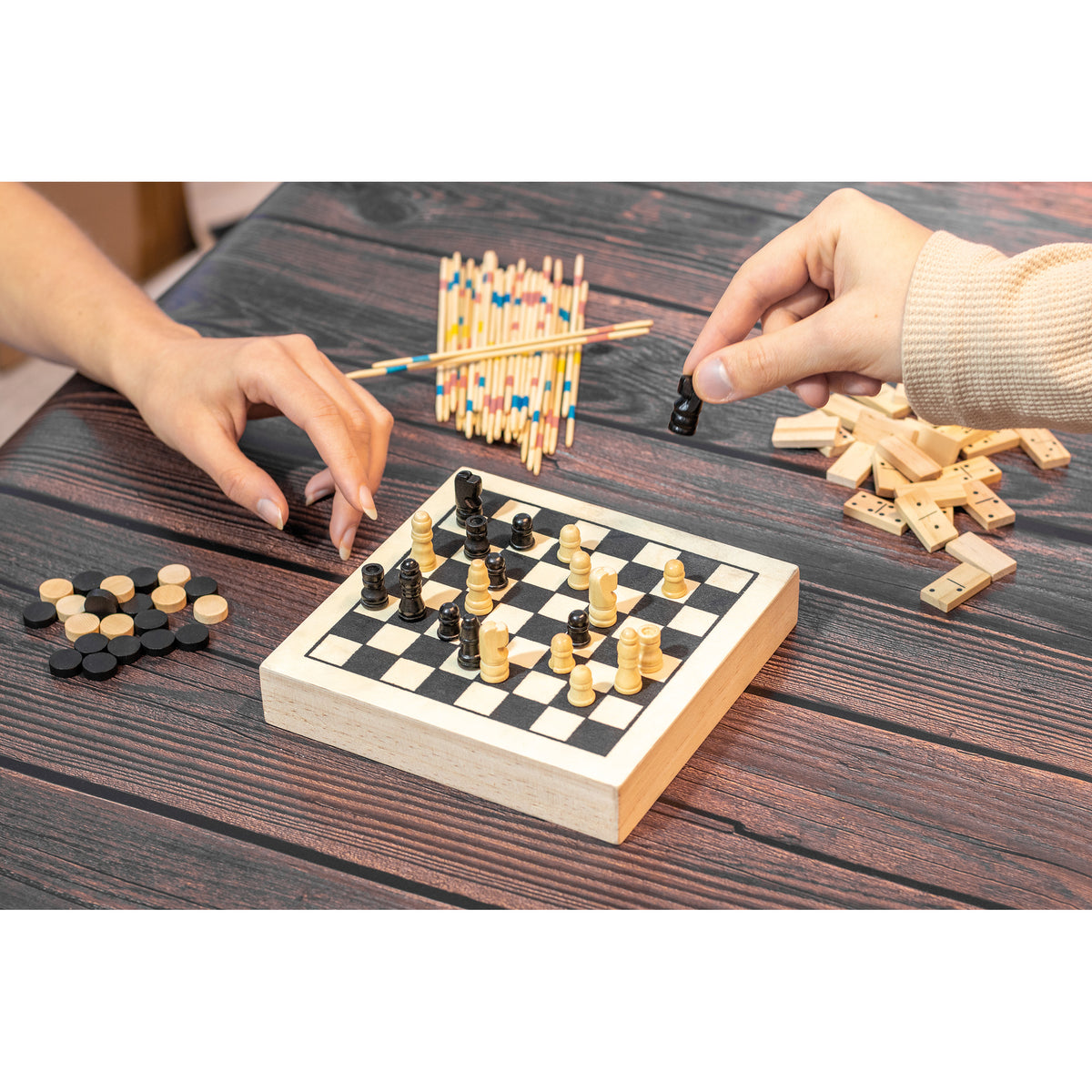 Spieleset in einer Holzbox WINIFRED