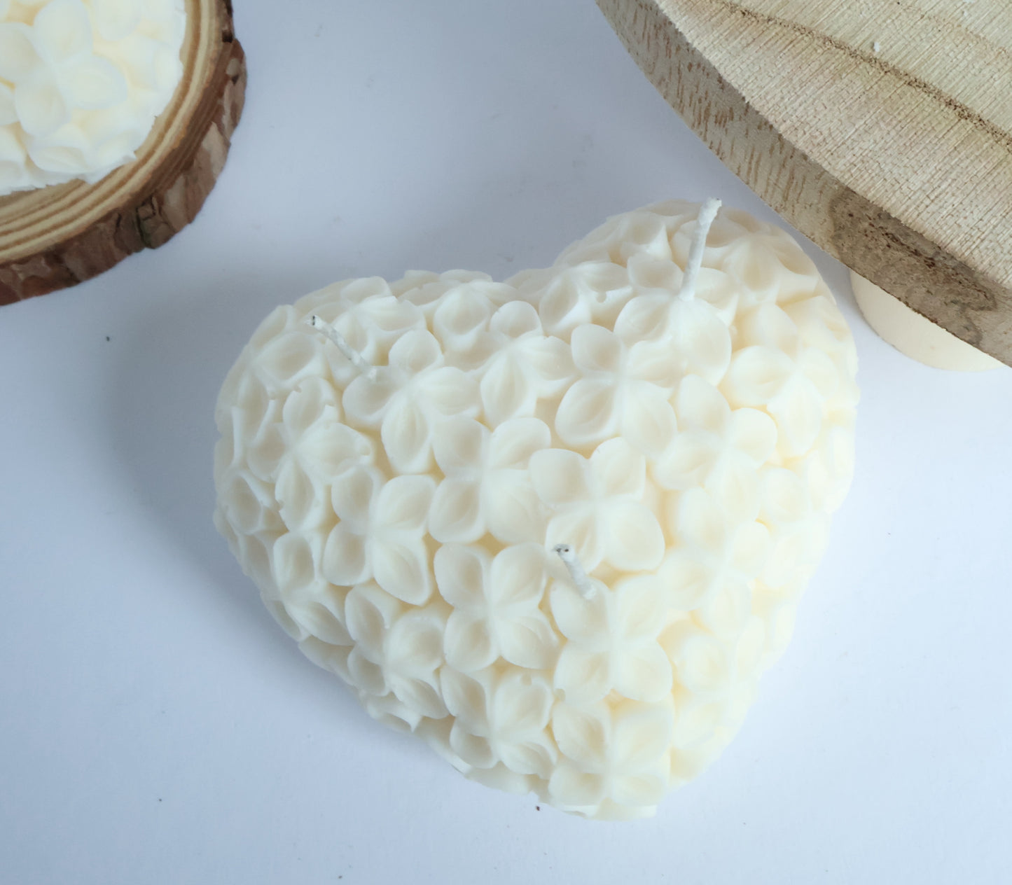 Blümchen Herz Kerze aus Sojawachs