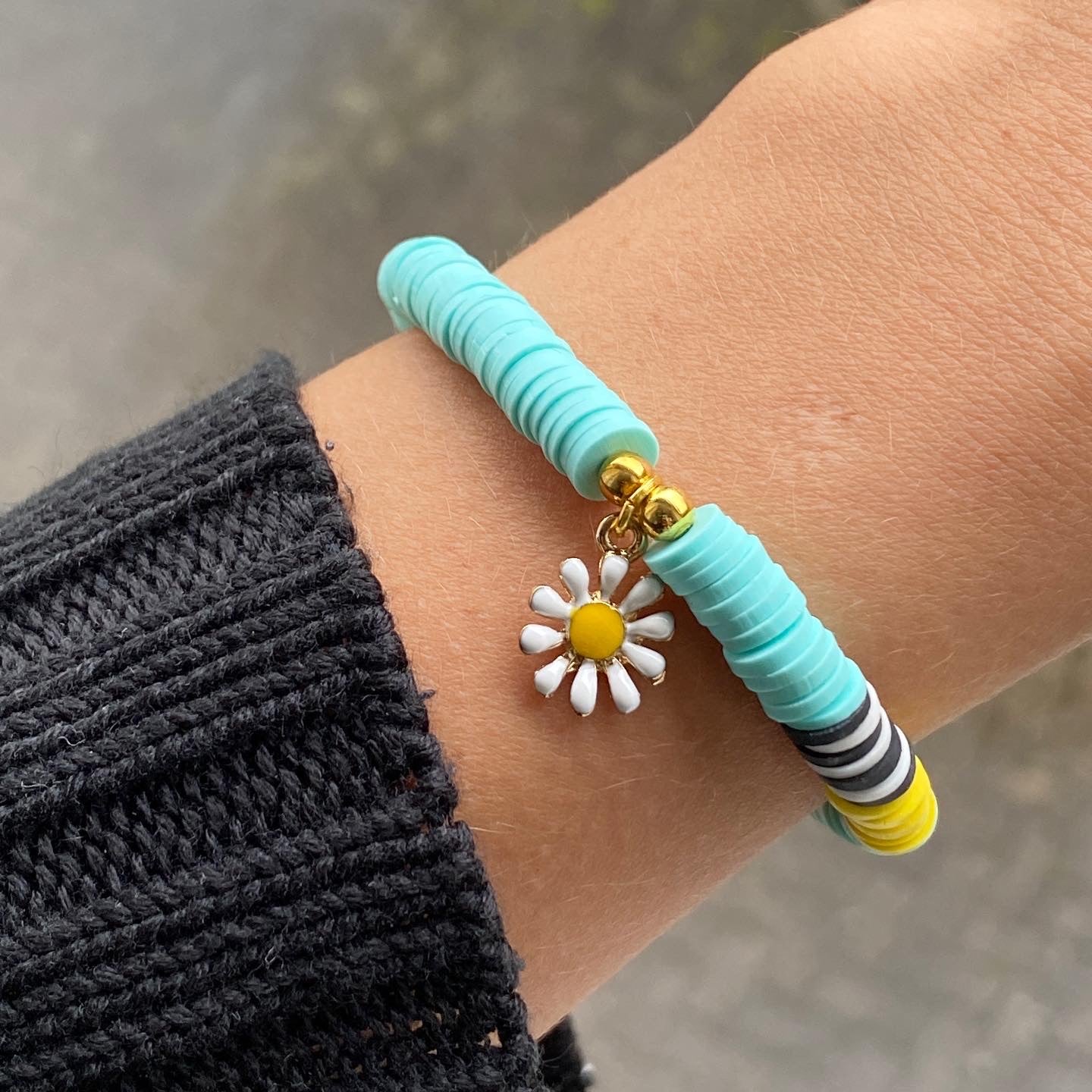Armband "Gänseblümchen" aus Katsuki Perlen