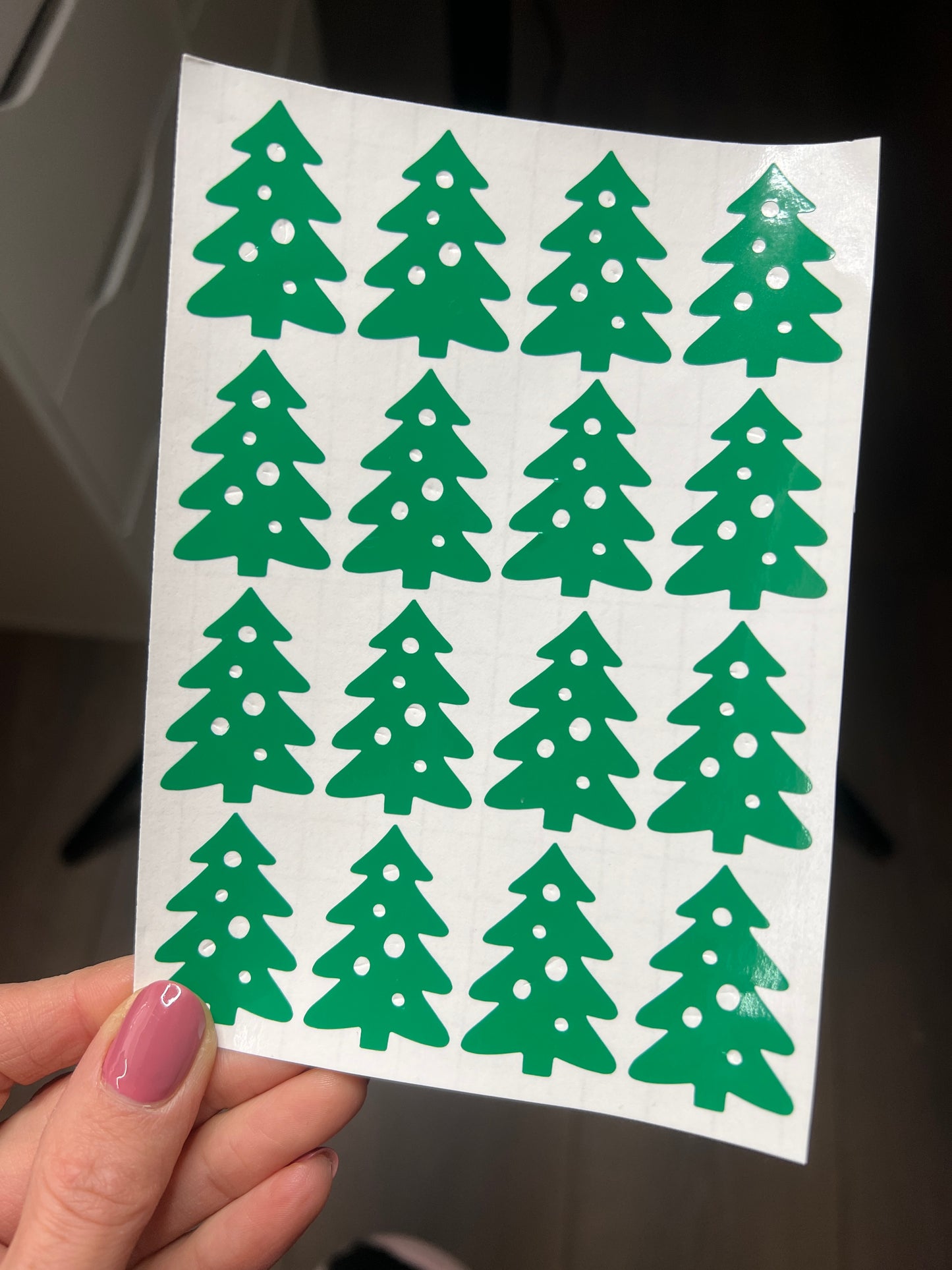 16 Tannenbaum Aufkleber - Vinylsticker zur weihnachtlichen Dekoration