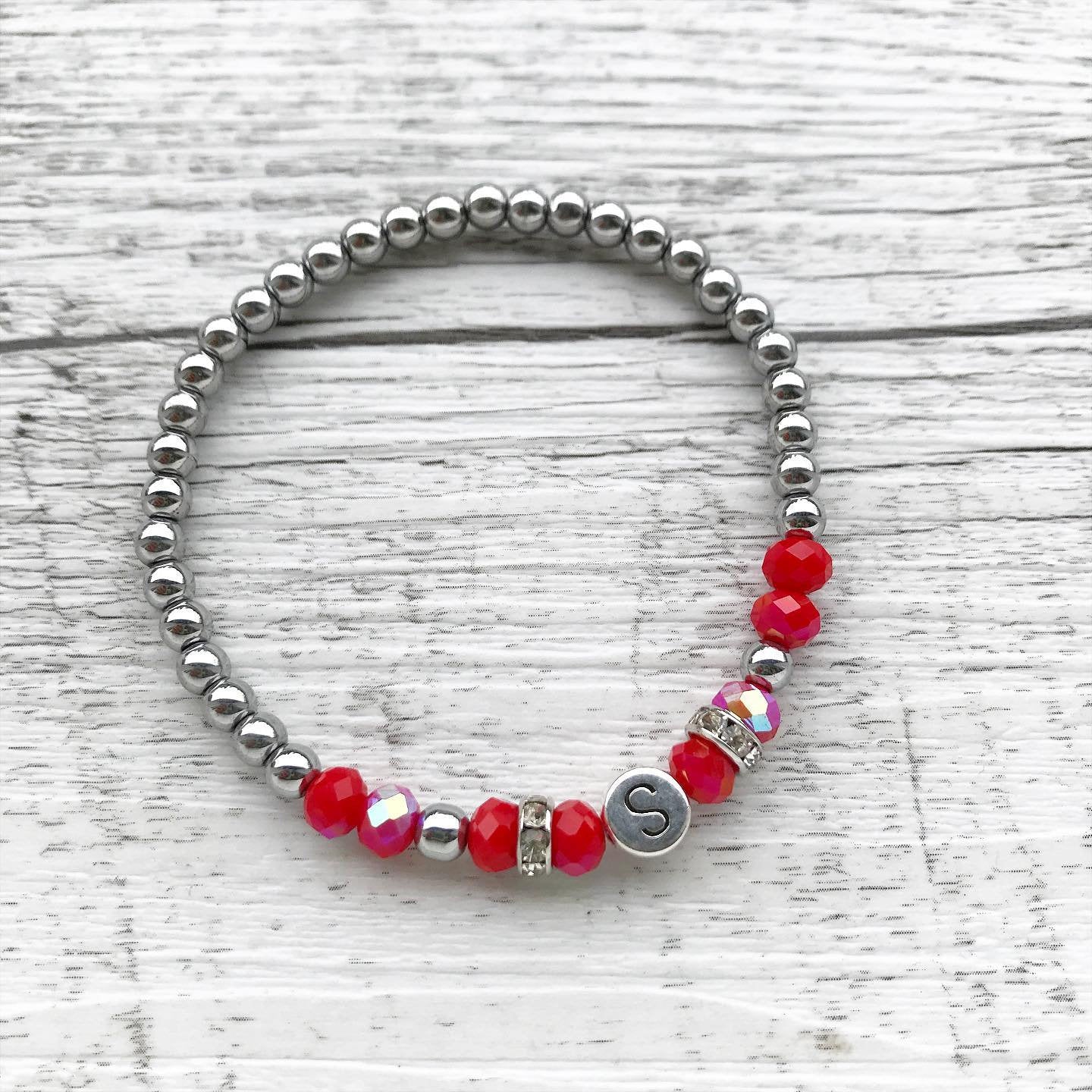 Personalisiertes Armband "Red Letter"