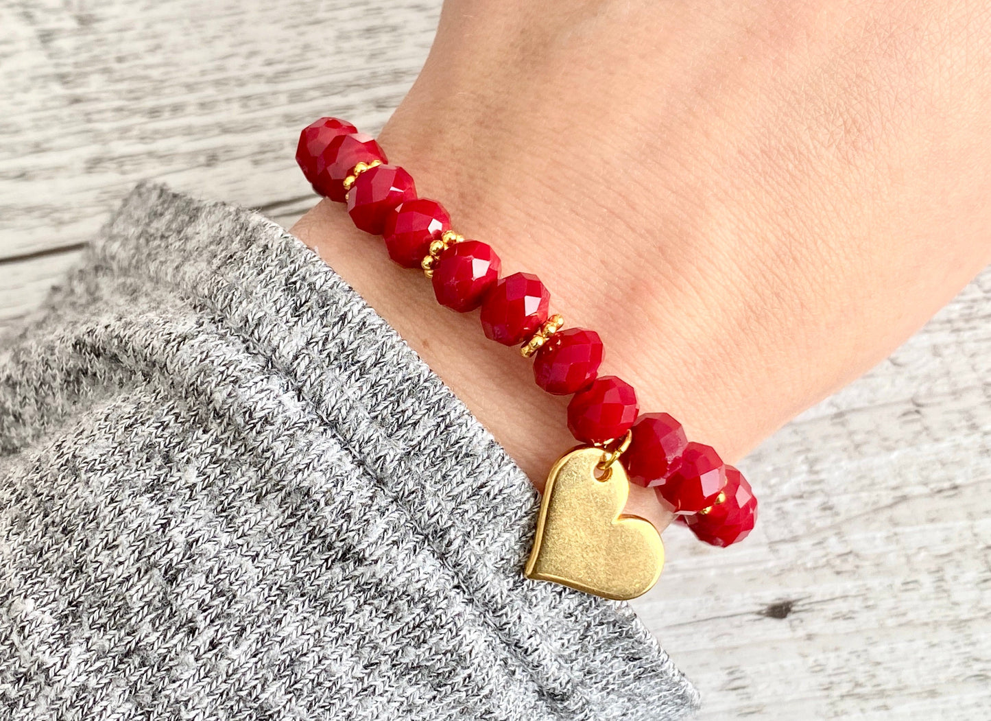 Armband "Red Love" aus Glasschliffperlen