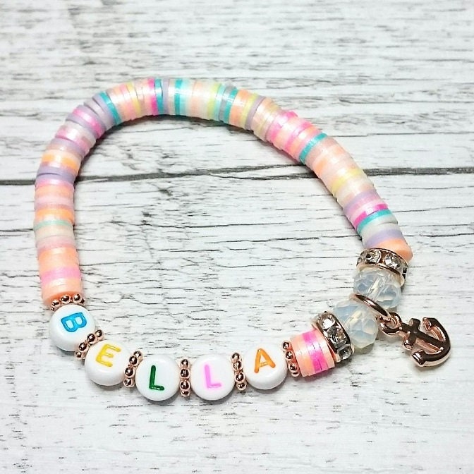 Personalisiertes Armband "Be Happy" aus bunten Katsuki Perlen
