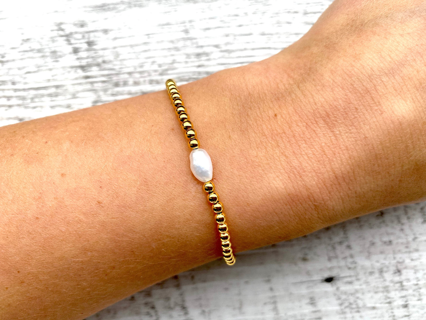 Armband "Golden Pearl" aus 925er Sterlingsilber 24 Karat vergoldet mit Süßwasserperle
