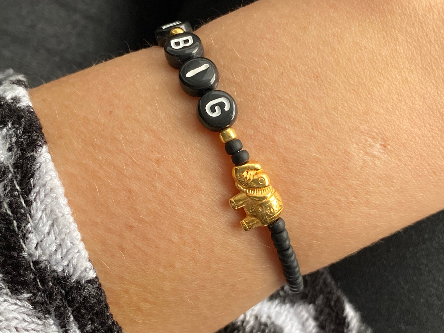 Personalisiertes Armband mit goldenem Elefanten