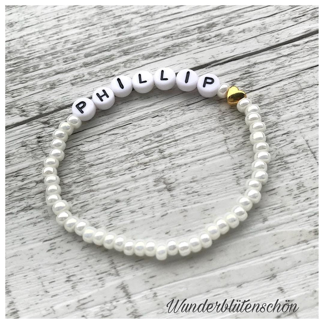 Personalisiertes Armband "White Love" in Perlmutt