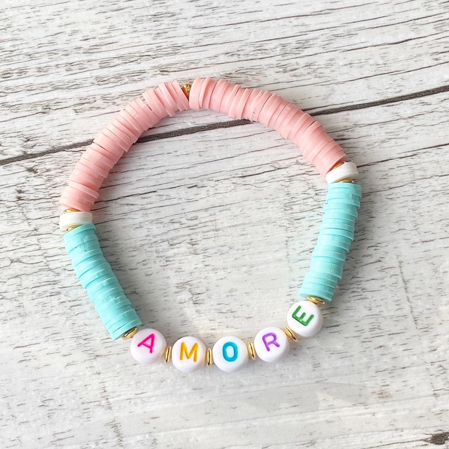 Personalisiertes Armband "Pastell Amore" aus Katsuki Perlen