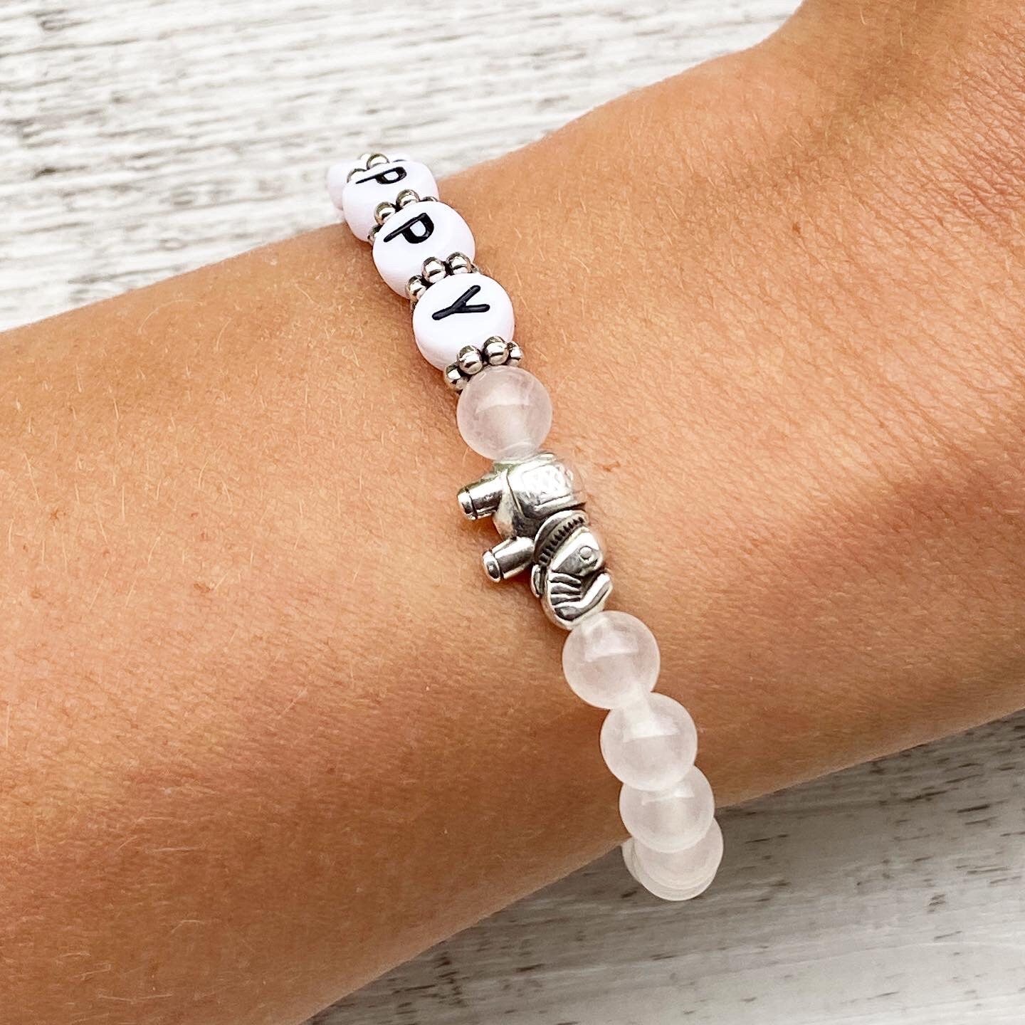 Personalisiertes Armband "Jade Elefant" aus Edelsteinen