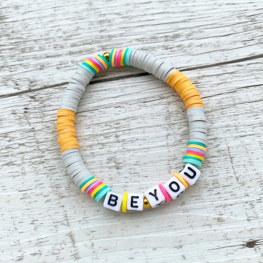 Personalisiertes Armband "Orange Love" aus Katasuki Perlen