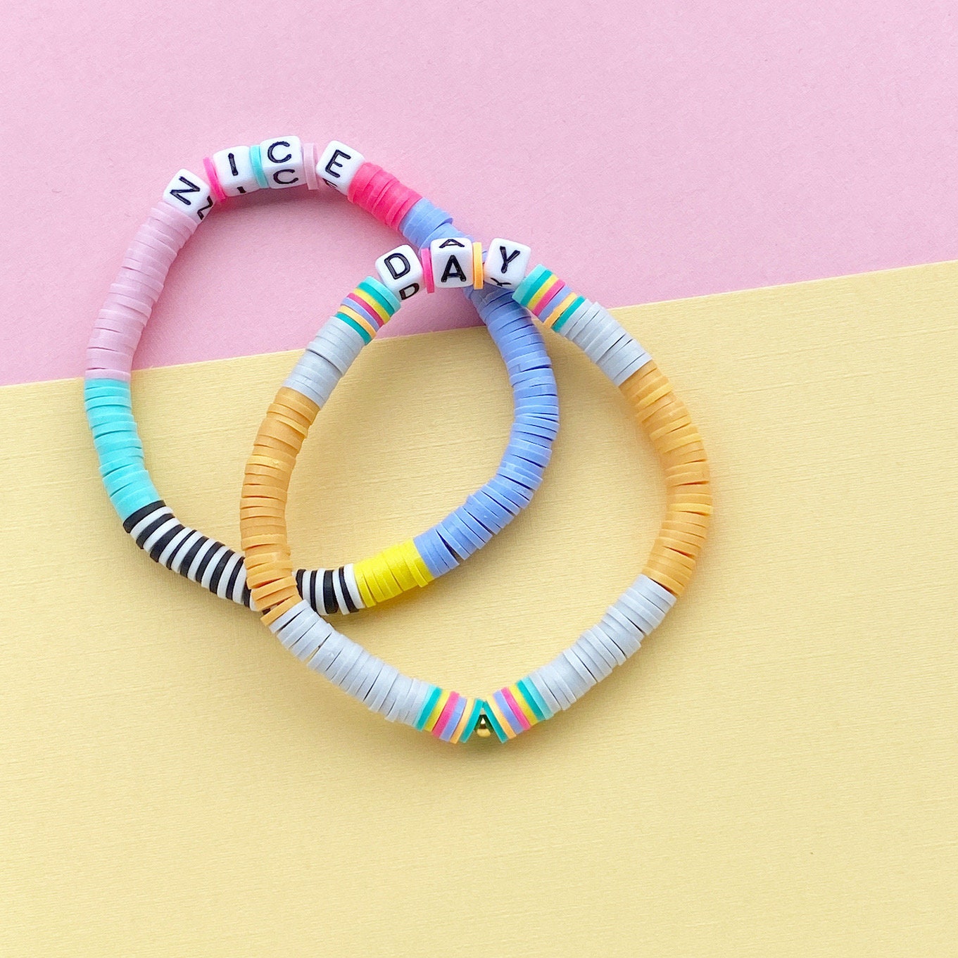 Personalisiertes Armband "Colours" aus bunten Katsuki Perlen