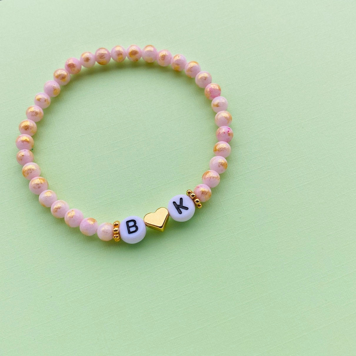 Personalisiertes Armband "Rosé Letters" aus Jade