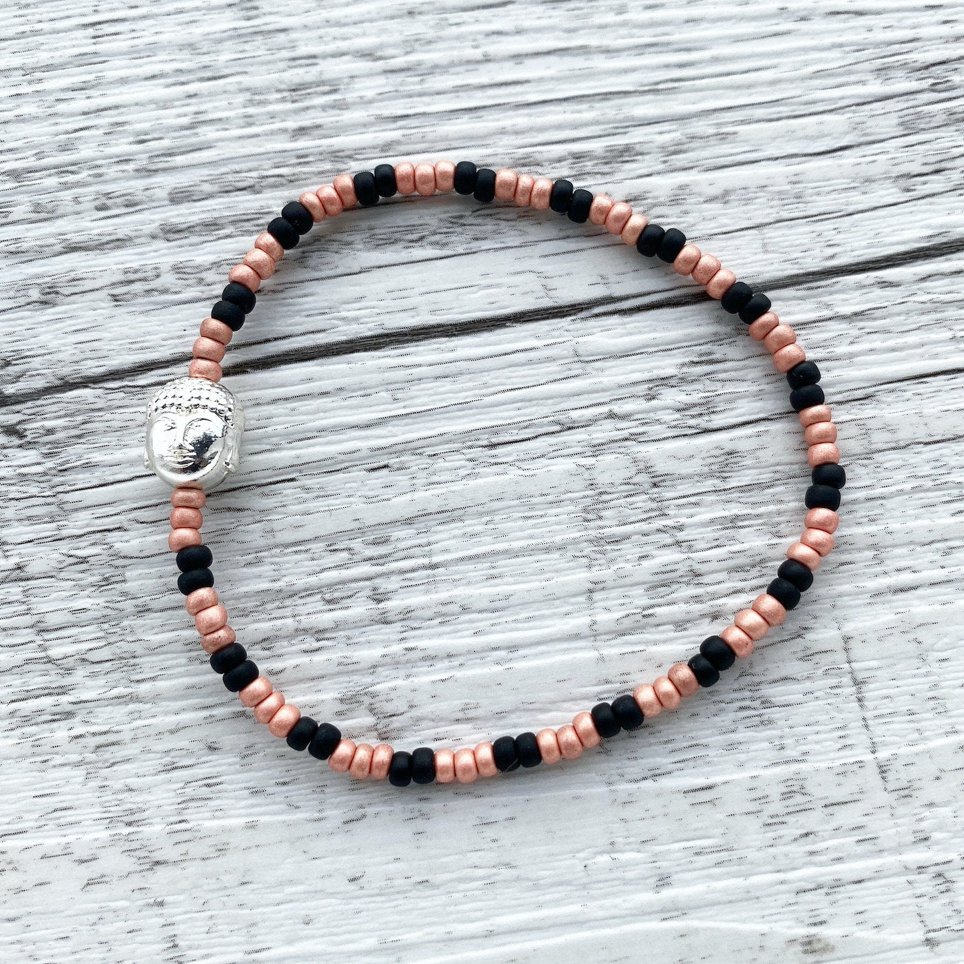 Buddha Armband aus zarten Miyuki Perlen