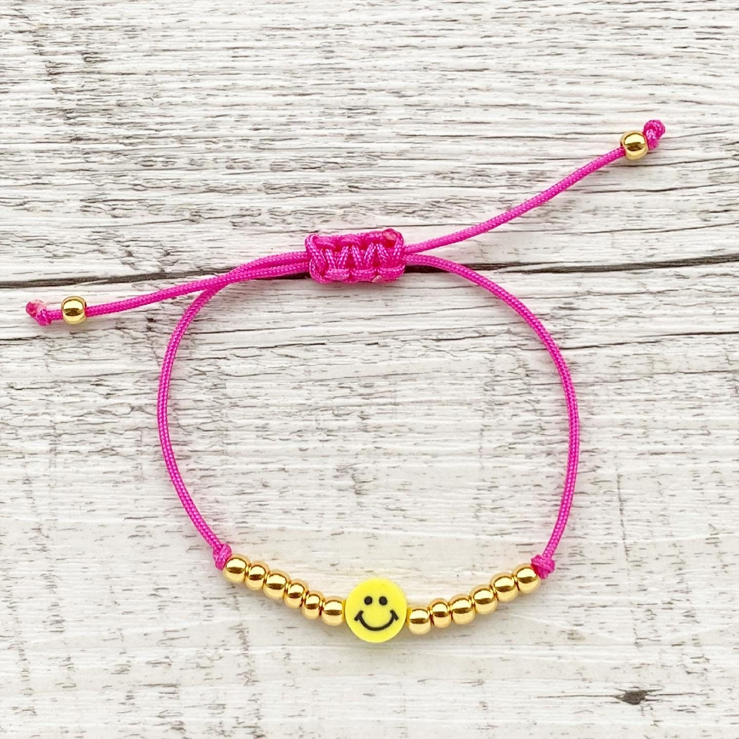 Buntes Makramee Edelstahl Armband mit Smiley