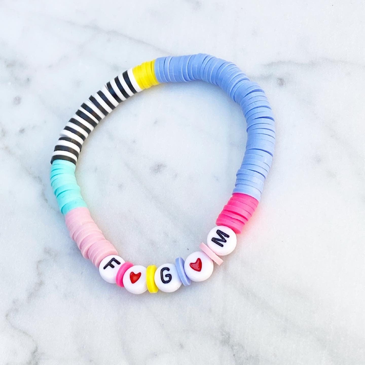 Personalisiertes Armband "Colours" aus bunten Katsuki Perlen