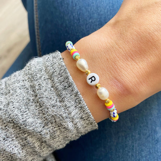 Personalisiertes Armband "Sweet Colours" aus 925er Sterlingsilber 24 Karat vergoldet mit Süßwasserperlen