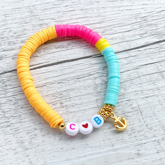 Personalisiertes Armband "Holiday" mit goldenem Anker Anhänger