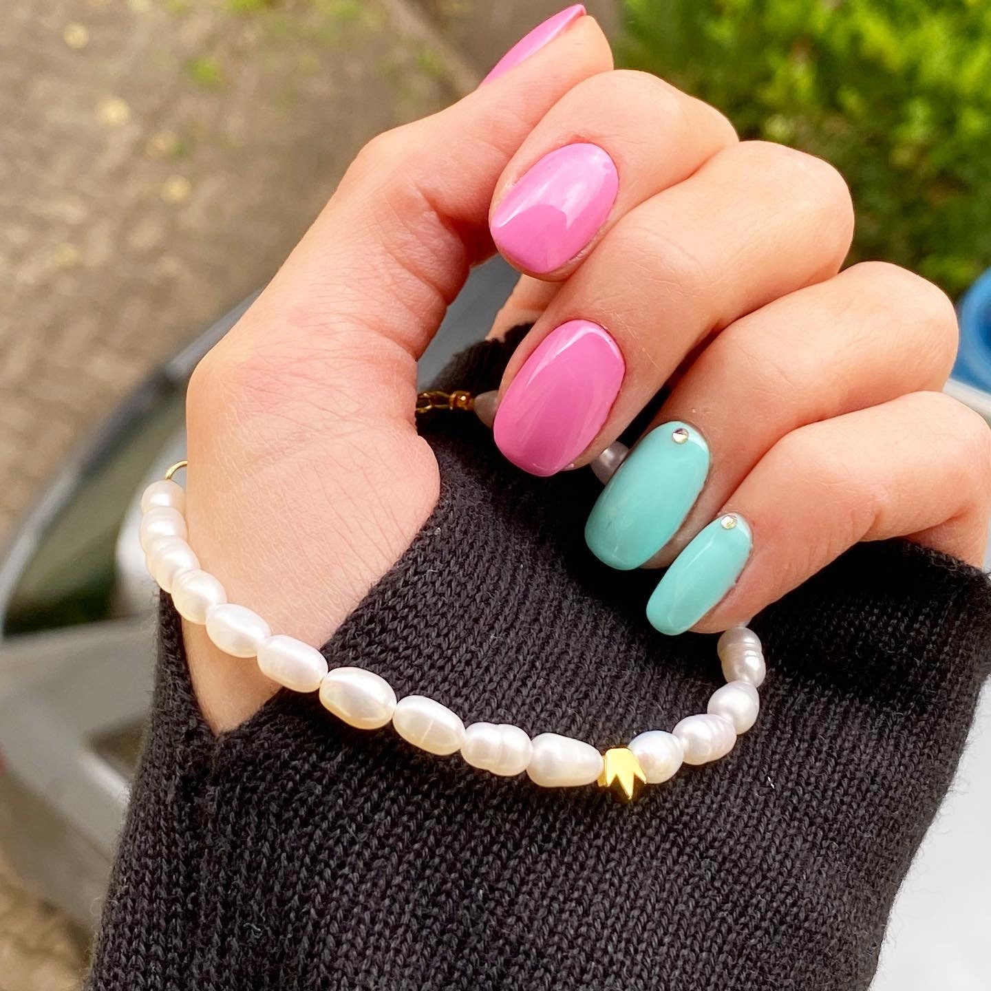 Armband "Krone" aus Edelstahl und Süßwasserperlen in Gold