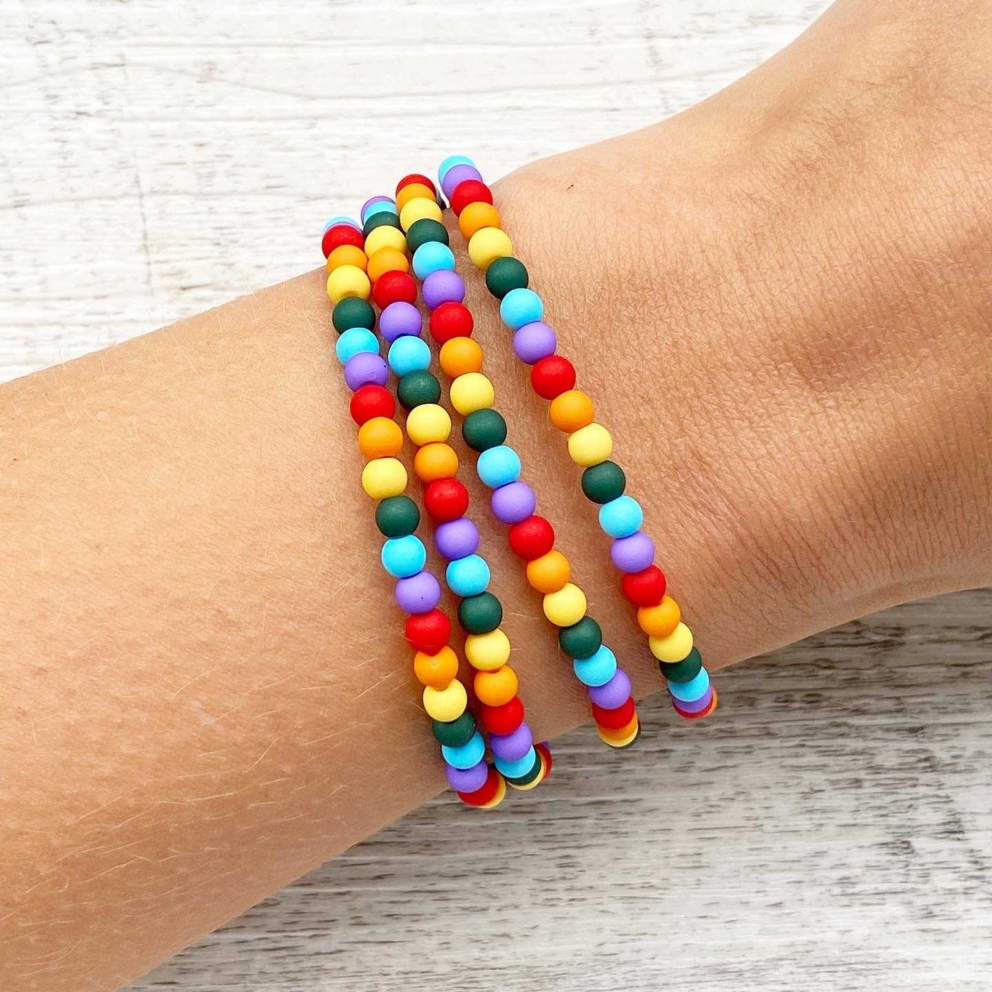LGBTQ Armband - Regenbogen Armband aus Acrylperlen