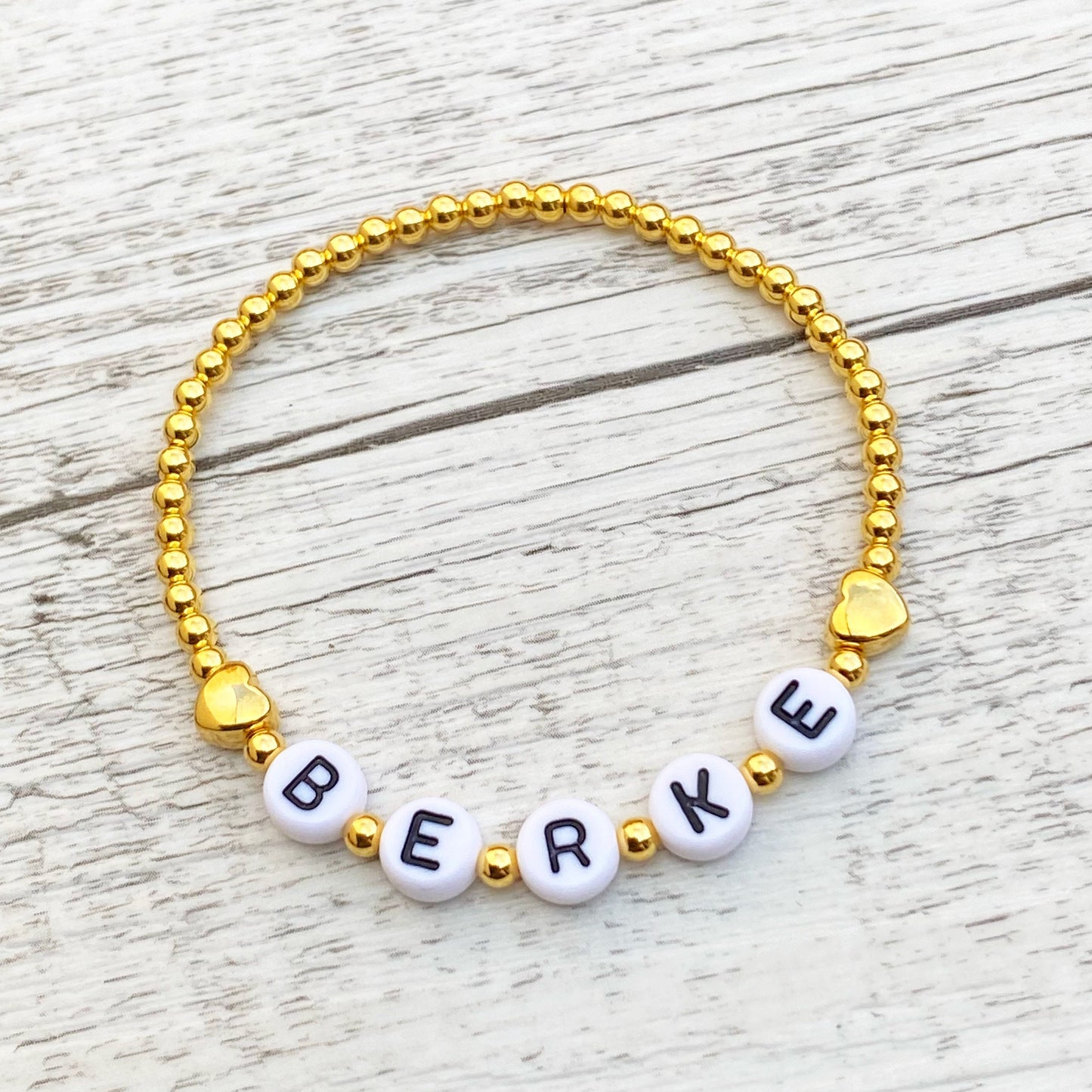 Personalisiertes Armband "Gold Hearts"