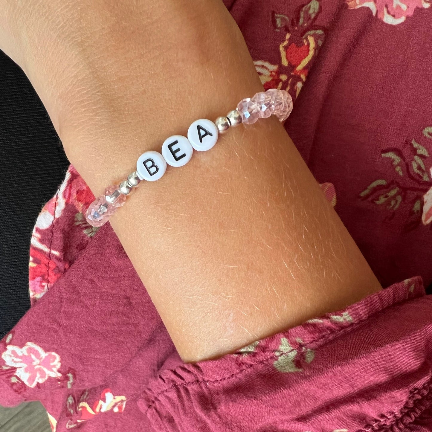 Personalisiertes Armband "Rosa Pearls"