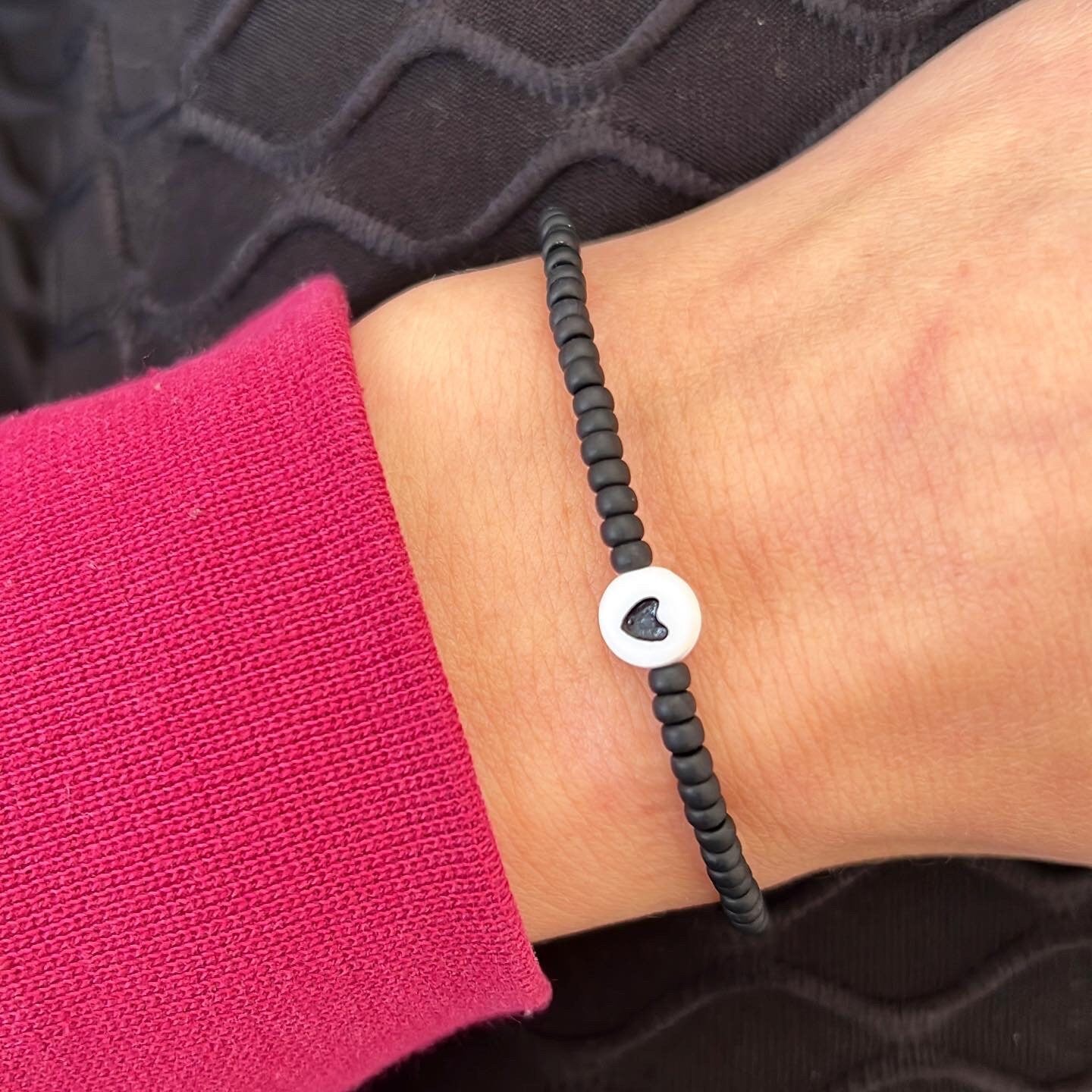 Minimalistisches Armband "Black Heart"