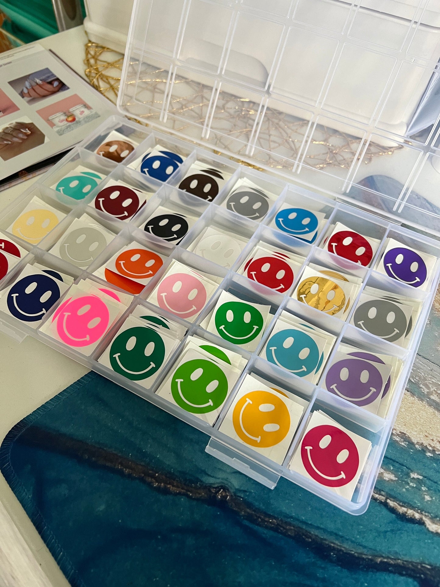 50 Smiley Aufkleber  - Happy Face Sticker