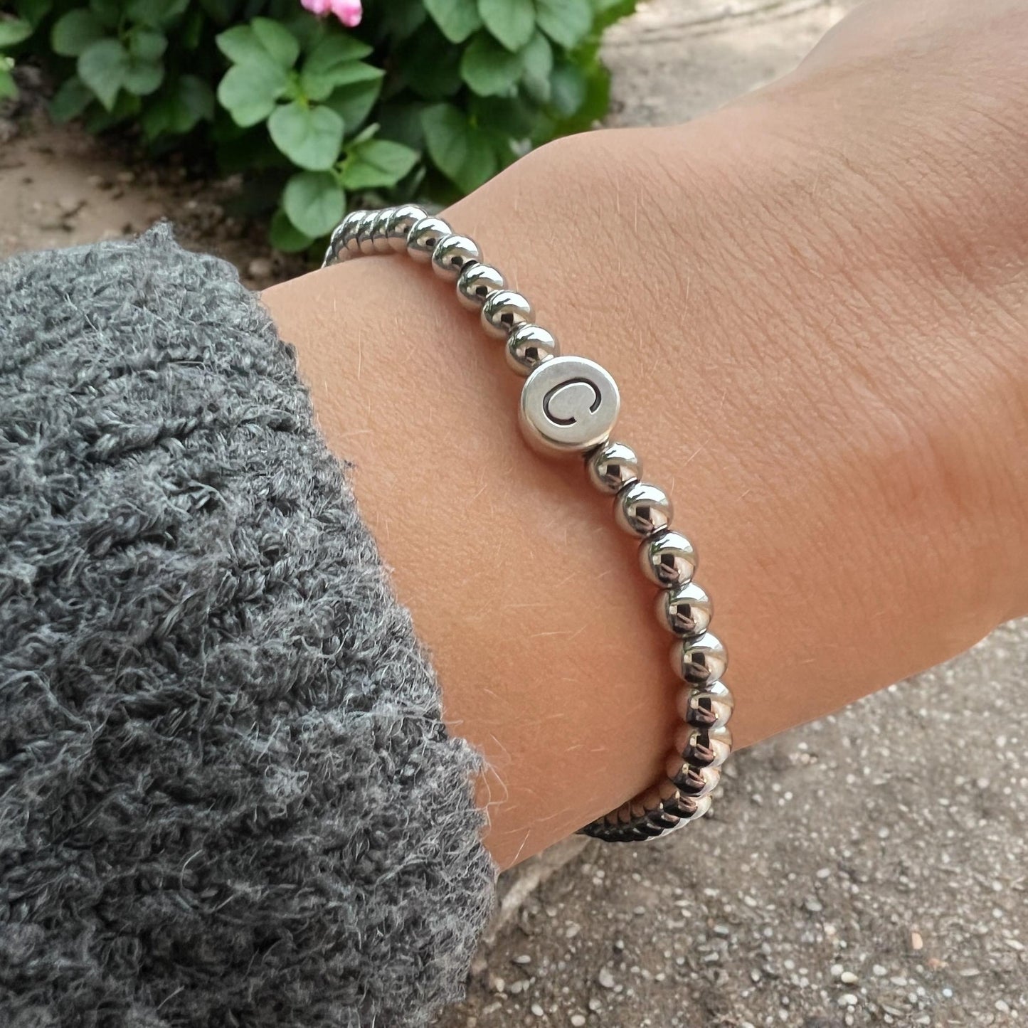 Personalisiertes Armband "Silver Letter" aus Edelstahlperlen