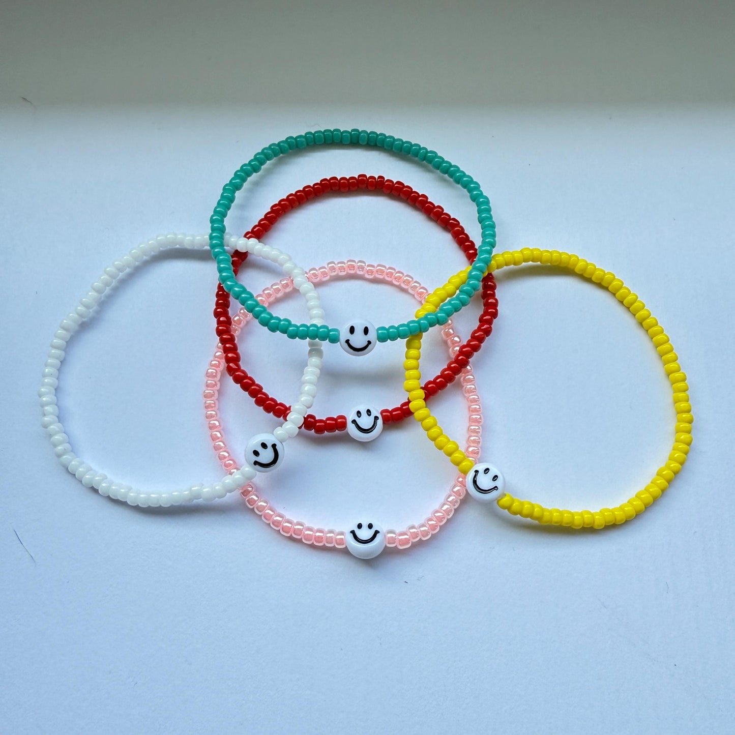 Smiley Armband - Perlenarmband Happy Face - minimalistisch