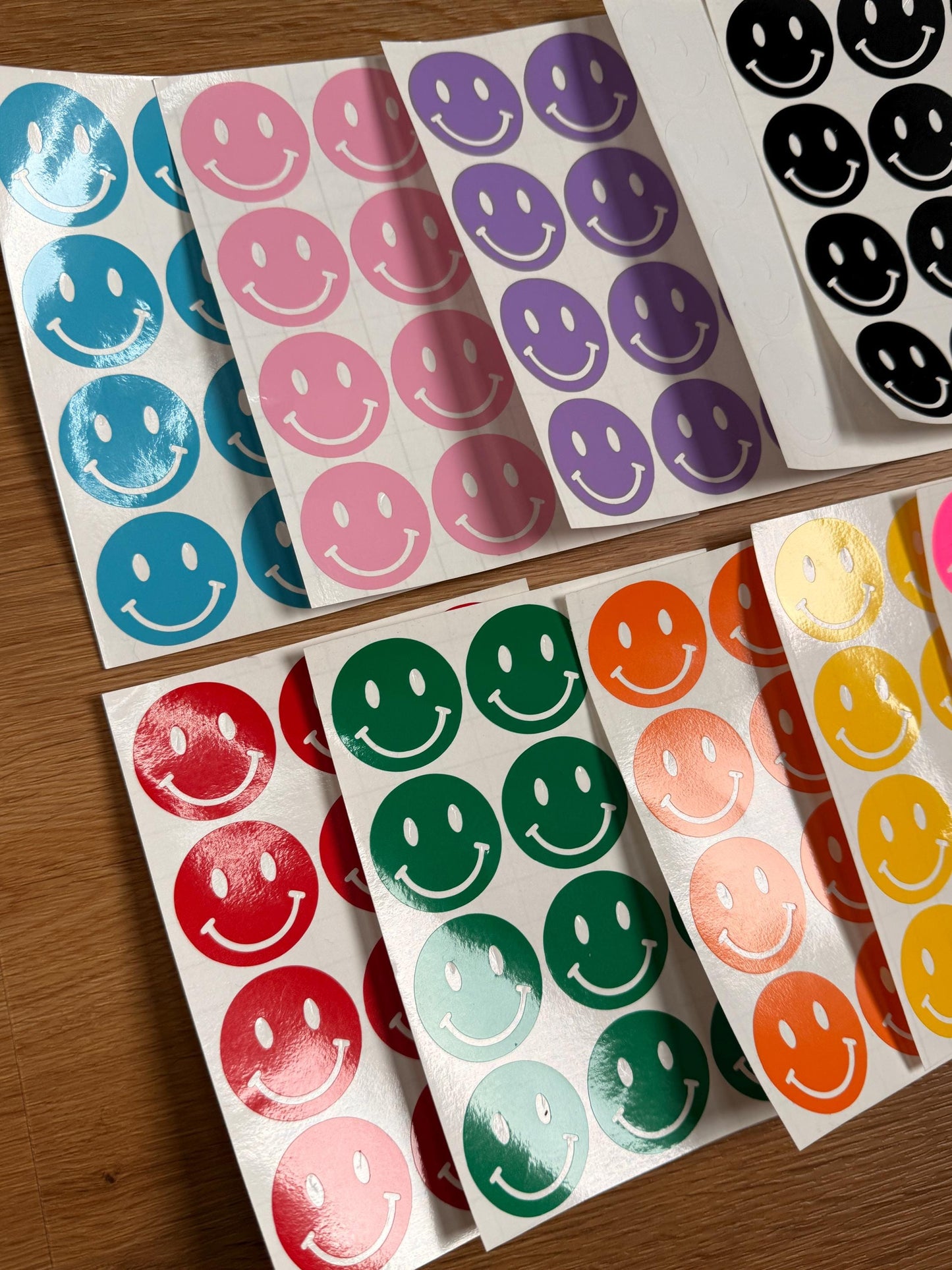 12 Smiley Aufkleber Rosa - aus Vinyl glänzend